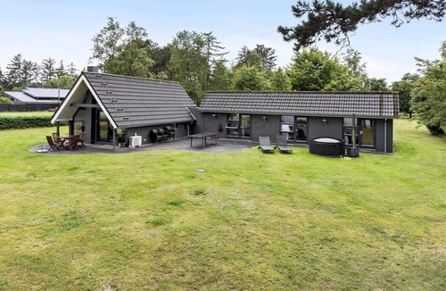Hojslev House | LF15210 Højslev - Jelsevej 210