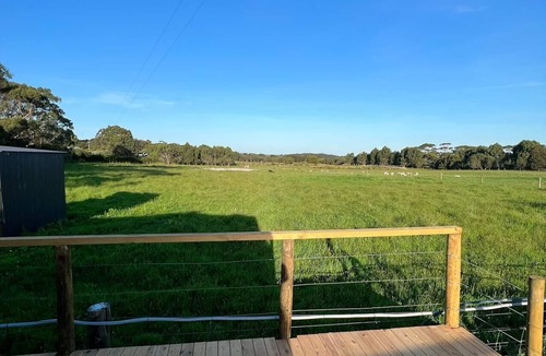 Fish Creek Cabin | LG & B Farm View Cabin