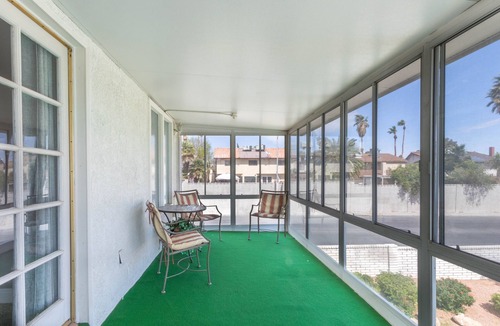 Paradise House | Lg Family Friendly 4 BD, Heated Pool, 12Min To The Strip