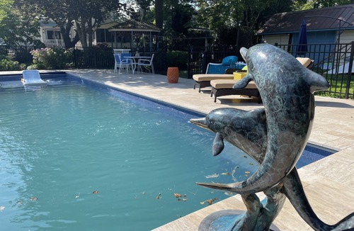 Cape May Court House House | Lg Victorian, New Resort-likePrivate Pool, Beds for 17, 10min to SH beach