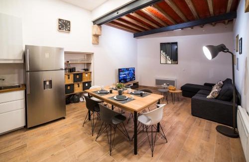 Gares Apartment | LGC Habitat- private room- Gare Saint-Roch