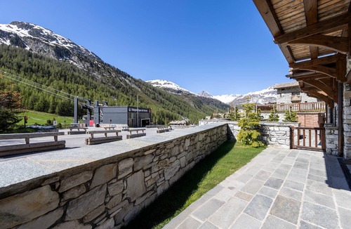 Le Fornet Apartment | Lièvre Blanc - Last In The Valley