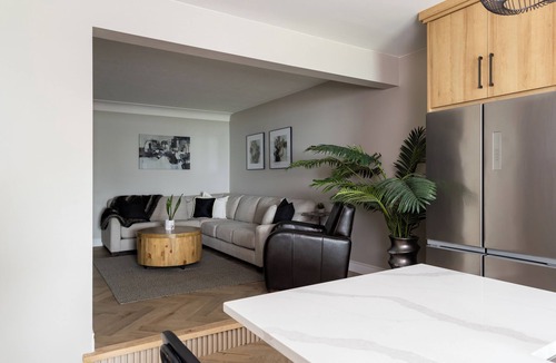 Merlin House | Liberty Lodge at Water’s Edge by Liberty with Golf Simulator