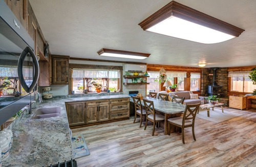 Libby House | Libby Home w/Mountain Views: Gazebo & Fire Pit!