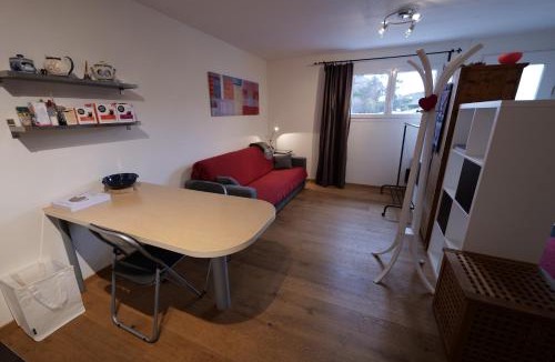 Villeneuve Apartment | Libellules
