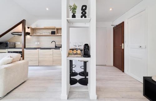 Hincmar Apartment | Libergier, Hyper centre, Wifi, Netflix