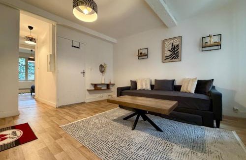 Bastide Saint-Louis Apartment | Liberté 38 - Close to Station and City Center