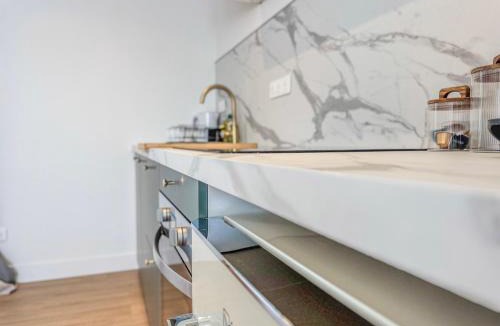 Fontaine Apartment | Liberté Prestige - Tram - Rocade