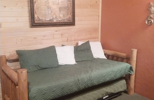 Aladdin Hotel | Liberty Belle Lodge