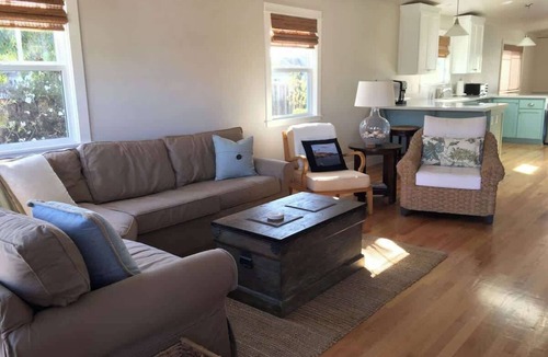 Westside Santa Cruz House | Liberty Cottage - Walk to Beach