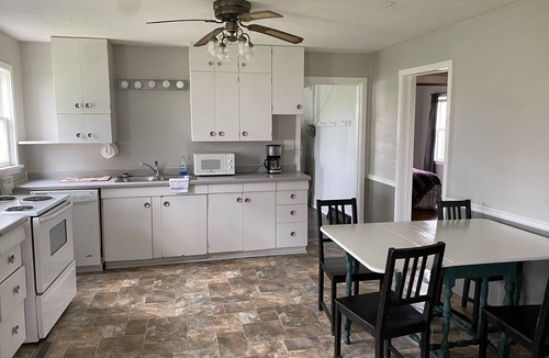 Wayne County House | Liberty Guest House