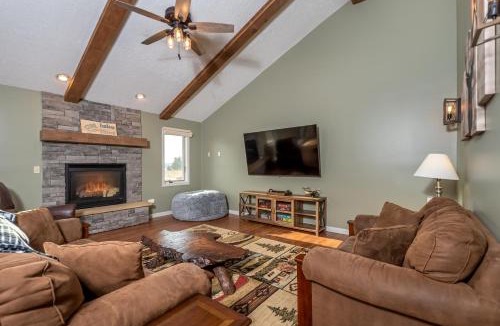 Waterfront Greens House | License to Chill