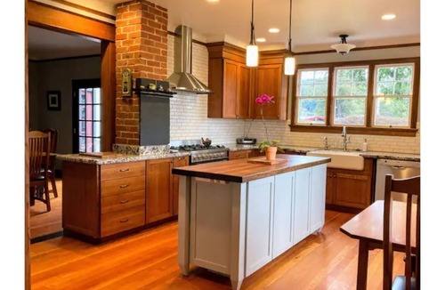 Arcata House | Lida's House, Walk to Everything