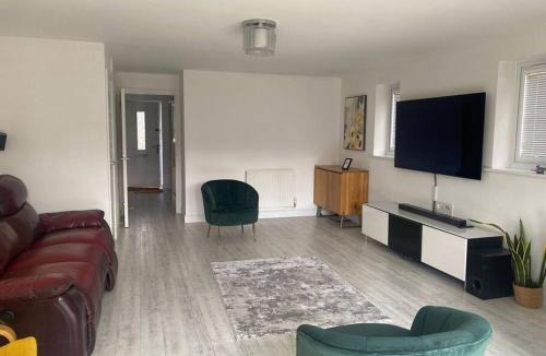 Basingstoke House | Liddle Way Garden Getaway