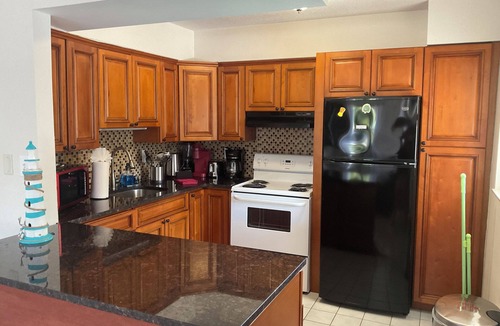 Sarasota Apartment | LIDO BEACH/ST. ARMAND'S CIRCLE #101
