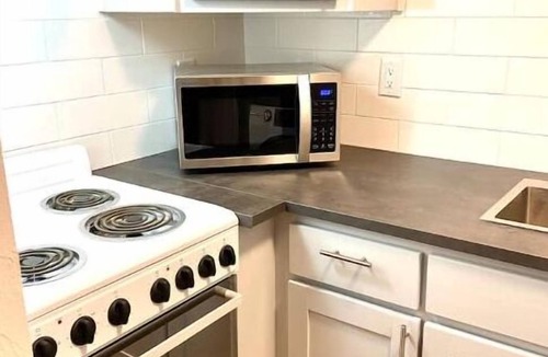 Sarasota Apartment | Lido-Key-Tiny Adorable Studio-C