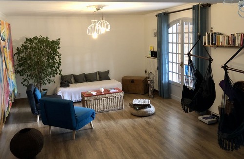 Montferrier-sur-Lez Villa | Lieu Atypique à Centretoi