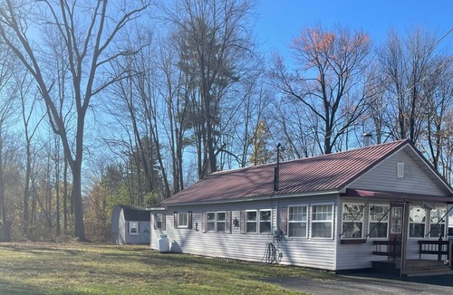 Sylvan Beach House | Life is better by the lake! Sylvan Beach home on oversized lot.