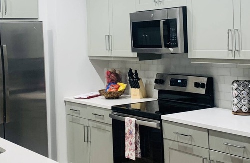 Midland Apartment | Life is easier when it’s comfortable