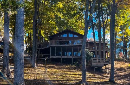 Livingston House | Life is Good