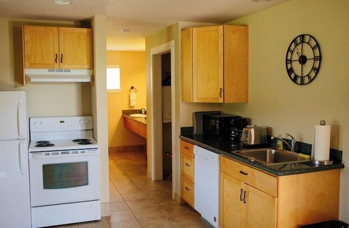 Harrisburg Hotel | Life Northwest RV sites and Lodging