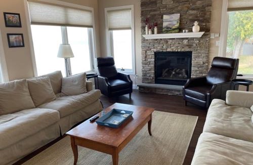 Malletts Bay House | Life on the Lake