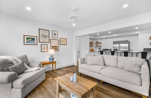 Centerville House | Life's Better at Lakehouse Haven