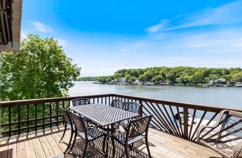 Gravois Mills House | Life's Better At The Lake