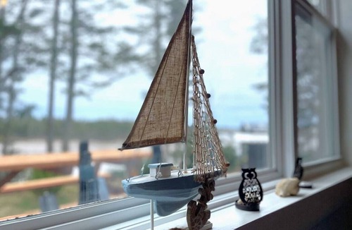 Canal House | Life's Better at the Cottage