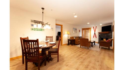 Taos Ski Valley House | Lift 1 Lookout - Snakedance Condos - WiFi - Ski Locker - Mountain Views - Shops - Restaurants