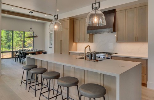 Ponderosa Palisades House | Lift & Tee Retreat at Schaffer's Mill - TLUXP