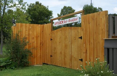 Peterborough Bed & Breakfast | Liftlock Guest House