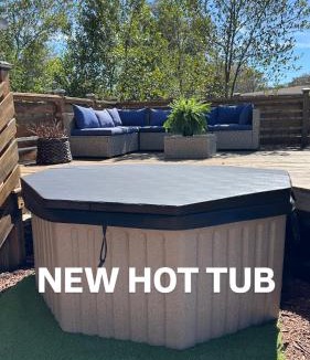 Arlington House | Light & Cozy Oasis with Private Pool and Hot Tub