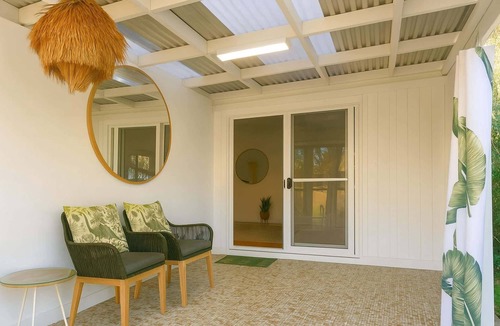 Brighton-le-Sands Apartment | Light Filled 3-Bed Coastal Home at Brighton Beach