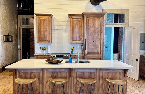 Carlinville Apartment | Light Filled Loft on Town Square