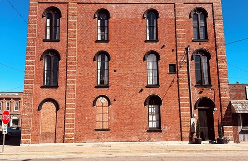 Carlinville Apartment | Light Filled Loft on Town Square