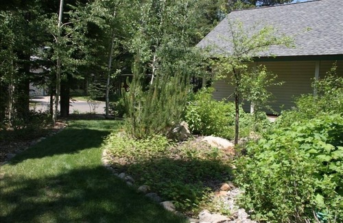 North Upper Truckee House | Light filled Mountain Retreat. nPermit# 074522
