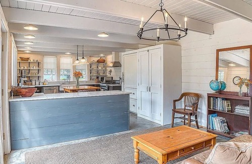 Stockbridge House | Light Filled Modern Rustic 3-bedroom house in charming Stockbridge