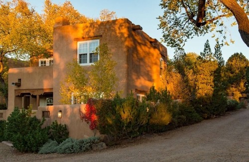 Historic Eastside House | Light Filled, Spacious Casita~Walk to Downtown & Mountain Views