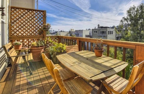 Castro District Condo | Light filled, Stylish Dolores Park Edwardian Flat