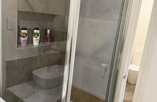 Werribee House | Light-Filled Werribee Escape