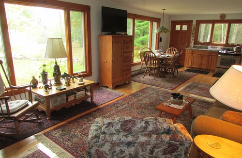 New Harbor Cottage | Light Filled, Woodsy Views, Atlantic Ocean Nearby.