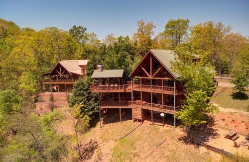 Necowa Cove House | Light's Mountain Lake Overlook