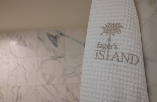 Midtown Ocean City Hotel | Lighthouse Club Hotel