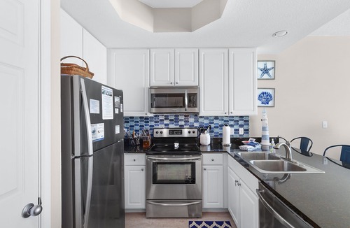 Gulf Shores Condo | Lighthouse Condo - Gulf View -Park in front of condo -3 Pools-Bunk Rm