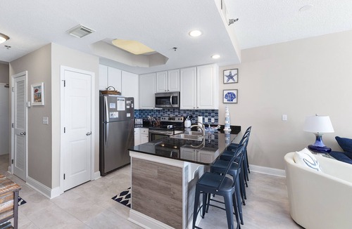 Gulf Shores Condo | Lighthouse Condo - Gulf View -Park in front of condo -3 Pools-Bunk Rm