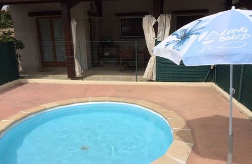Lesparre-Medoc House | Lighthouse Cottage + Boat Activities, Towed Buoys, Sea Fishing, Wine Tourism