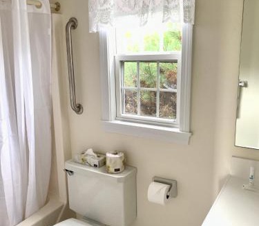 West Dennis Resort | Lighthouse Inn Cape Cod