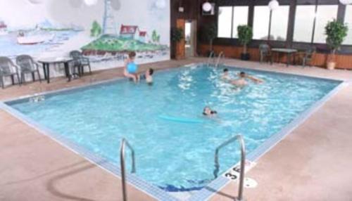 Two Rivers Hotel | Lighthouse Inn - Two Rivers