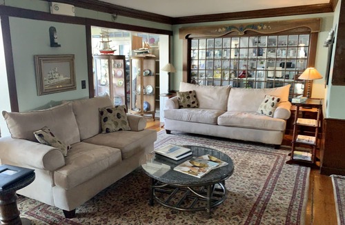 West Dennis Hotel | Lighthouse Inn